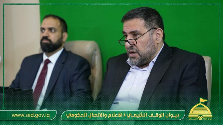 الوكيل الديني والثقافي يعقد اجتماعاً مع موظفي دائرة العتبات المقدسة والمزارات الشيعية الشريفة