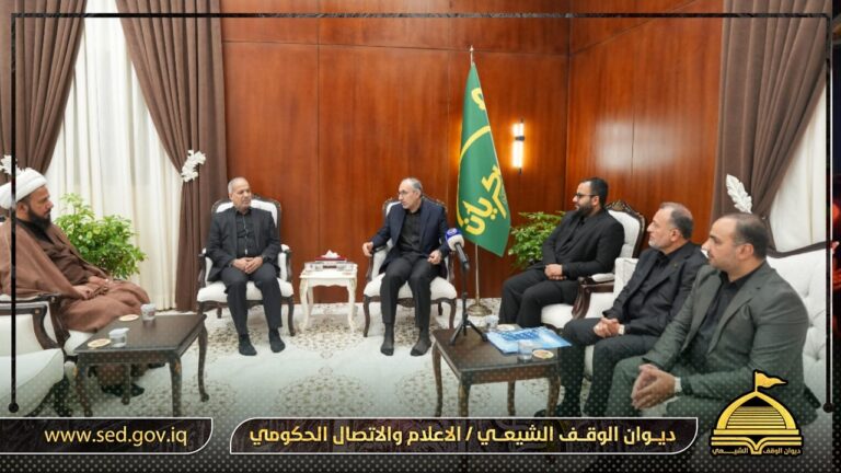 مدير المركز الوطني يطلع على مشروع الامامين العسكريين (ع) لحفظ القرآن الكريم