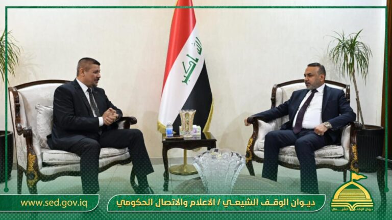 المدير العام لدائرة التعليم الديني يبحث مع وزير العمل والشؤون الاجتماعية سبل تعزيز التعاون التربوي المشترك