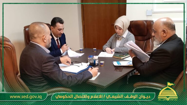 مدير عام الدائرة القانونية يعقد اجتماعاً موسعاً لمناقشة تقرير الرقابة التشغيلية والإدارية