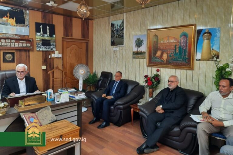 رئيس ديوان الوقف الشيعي يجري زيارة تفقدية لدائرة إحياء الشعائر الحسينية ويوجه بتطوير هيكلها التنظيمي